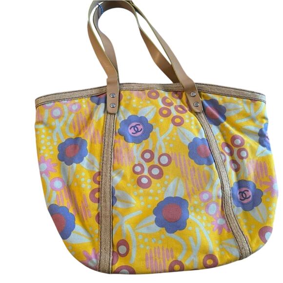 CHANEL CC Logos Flower Shoulder Tote Bag Canvas Leather Yellow 2 callouts GUC - Picture 3 of 11